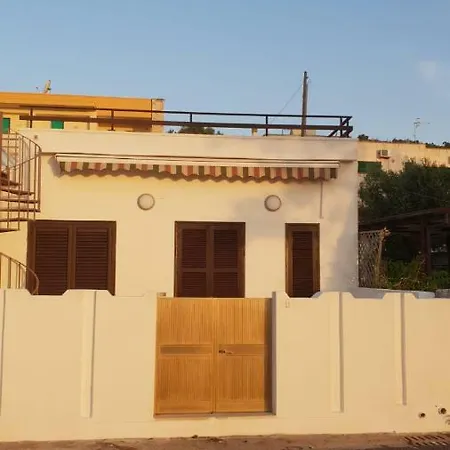 Villetta Albachiara Tatil Evi Andrano